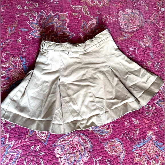 Khaki Uniform Bottoms Size 4T - Picture 2 of 7